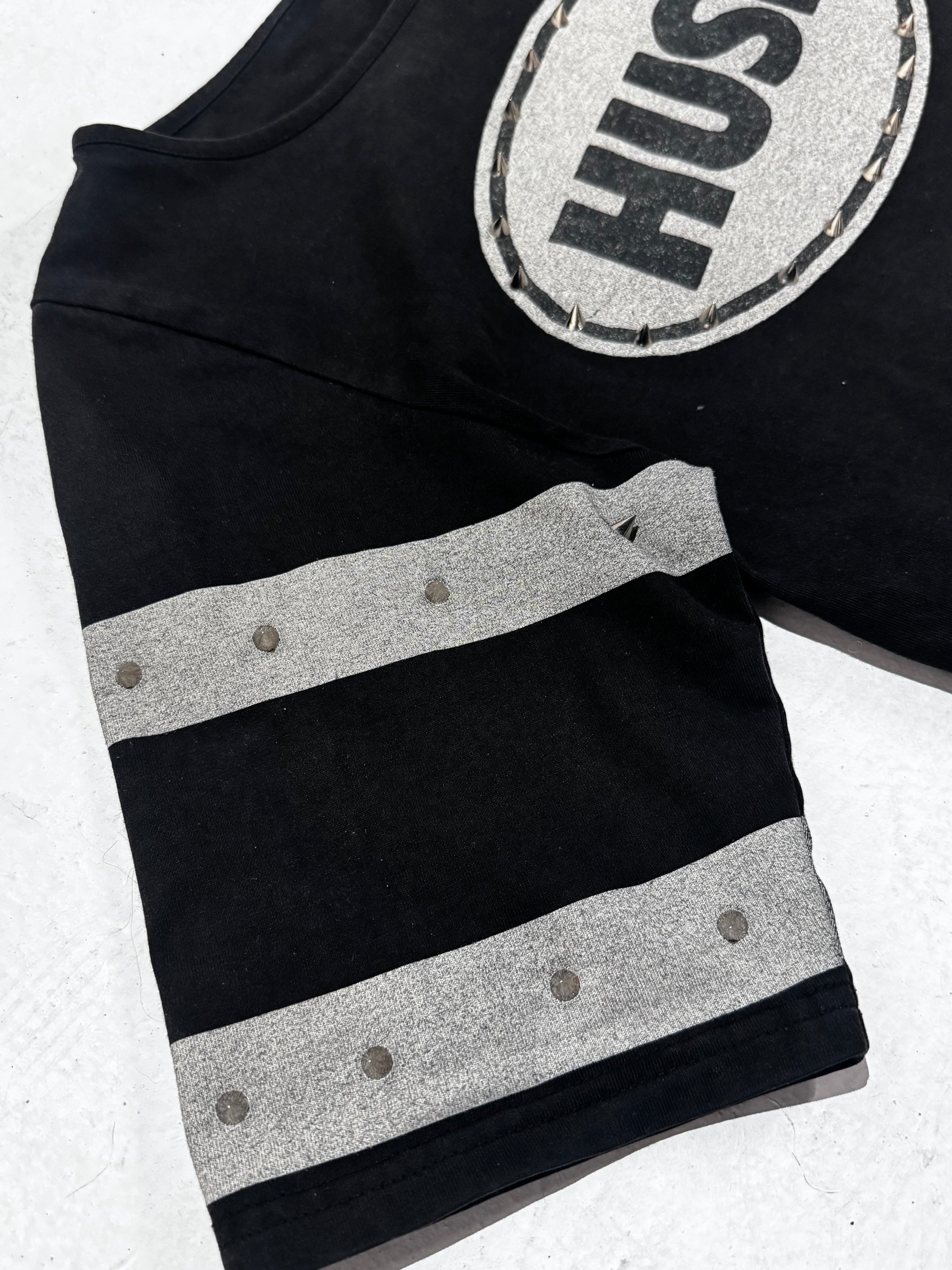 [HUSK000] SPIKED TEE