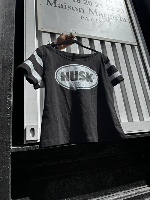 [HUSK000] Spikeless Tee