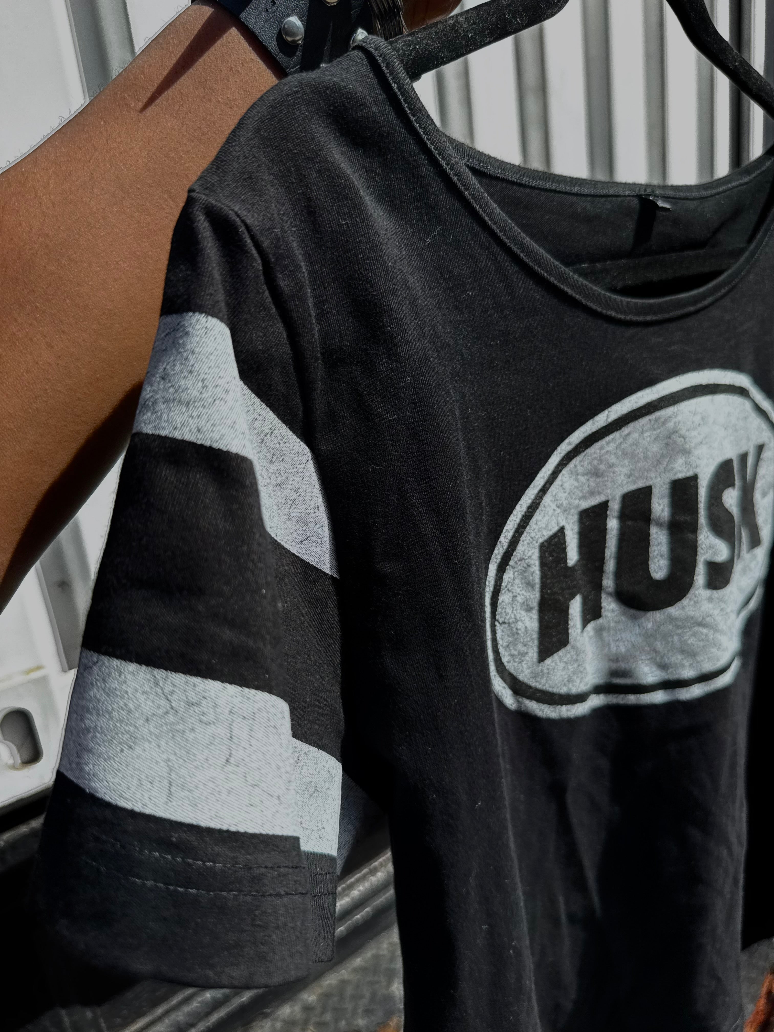 [HUSK000] Spikeless Tee